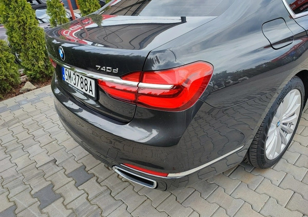 BMW Seria 7 cena 155000 przebieg: 125515, rok produkcji 2016 z Piotrków Trybunalski małe 781
